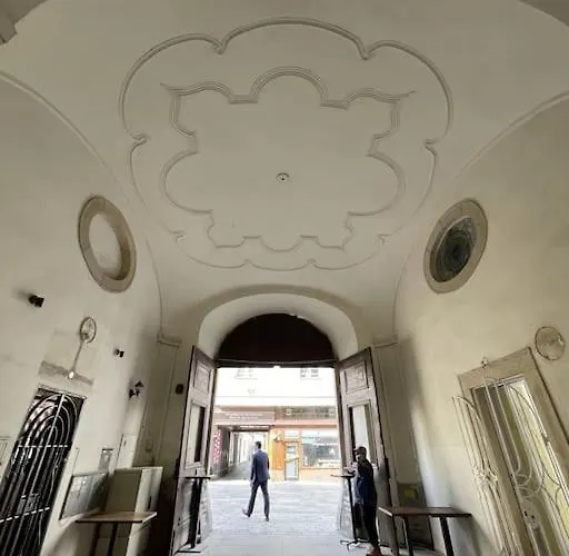 Apartament Mona In The Palace !